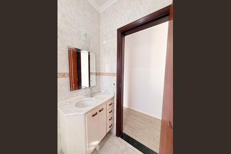 Casa à venda com 162m², 3 quartos e 3 vagasBanheiro Social 2