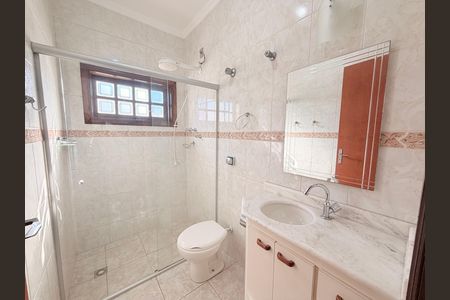 Casa à venda com 162m², 3 quartos e 3 vagasBanheiro Social 2