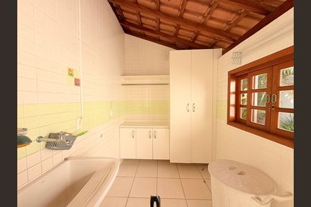 Casa à venda com 162m², 3 quartos e 3 vagasÁrea de Serviço