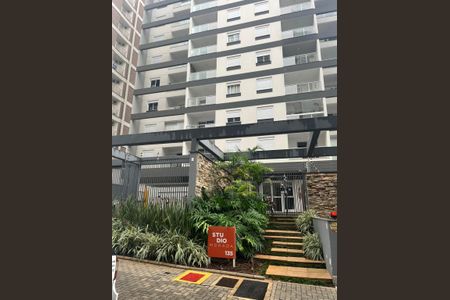 Studio para alugar com 40m², 1 quarto e 1 vaga Studio para alugar com 40m², 1 quarto e 1 vagaFachada