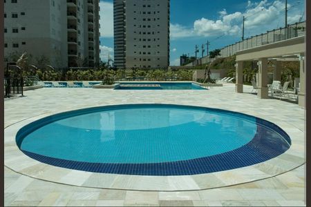 Apartamento à venda com 80m², 3 quartos e 2 vagasÁrea externa