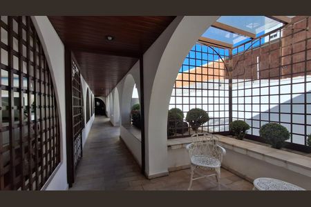 Entrada de apartamento à venda com 1 quarto, 79m² em Cambuí, Campinas