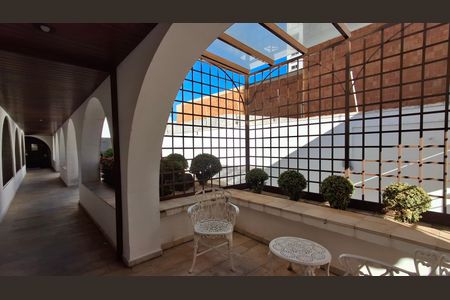 Entrada de apartamento à venda com 1 quarto, 79m² em Cambuí, Campinas
