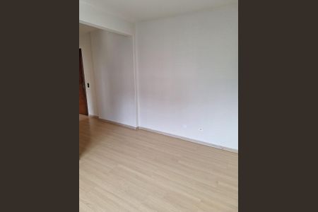 Quarto de apartamento à venda com 1 quarto, 35m² em Centro, Curitiba