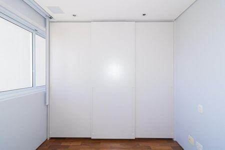 Apartamento à venda com 106m², 3 quartos e 2 vagas Apartamento à venda com 106m², 3 quartos e 2 vagasQuarto Suíte 3
