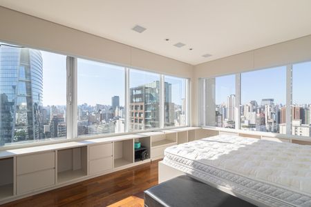 Apartamento à venda com 106m², 3 quartos e 2 vagas Apartamento à venda com 106m², 3 quartos e 2 vagasQuarto Suíte 2