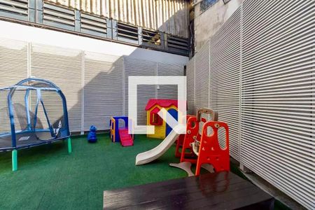 Apartamento à venda com 106m², 3 quartos e 2 vagas Apartamento à venda com 106m², 3 quartos e 2 vagasÁrea comum - Playground