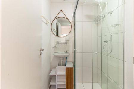 Banheiro de kitnet/studio à venda com 1 quarto, 21m² em República, São Paulo