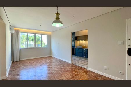 Apartamento para alugar com 80m², 2 quartos e 1 vaga Apartamento para alugar com 80m², 2 quartos e 1 vagaSala
