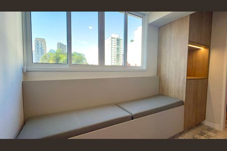 Cozinha de apartamento para alugar com 2 quartos, 80m² em Cerqueira César, São Paulo