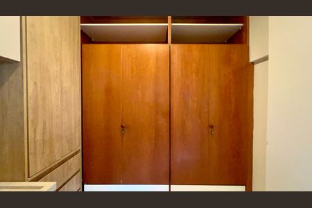 Apartamento para alugar com 80m², 2 quartos e 1 vaga Apartamento para alugar com 80m², 2 quartos e 1 vagaÁrea de Serviço