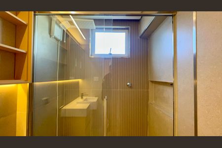 Apartamento para alugar com 80m², 2 quartos e 1 vaga Apartamento para alugar com 80m², 2 quartos e 1 vagaBanheiro