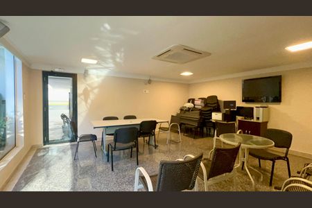 Apartamento para alugar com 80m², 2 quartos e 1 vaga Apartamento para alugar com 80m², 2 quartos e 1 vagaSalão de Festas