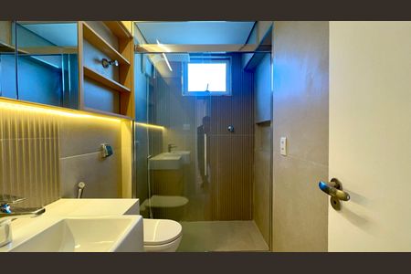 Apartamento para alugar com 80m², 2 quartos e 1 vaga Apartamento para alugar com 80m², 2 quartos e 1 vagaBanheiro