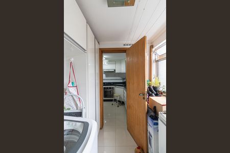 Apartamento à venda com 55m², 2 quartos e 1 vaga Apartamento à venda com 55m², 2 quartos e 1 vagaÁrea de Serviço