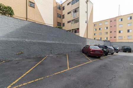 Apartamento à venda com 55m², 2 quartos e 1 vaga Apartamento à venda com 55m², 2 quartos e 1 vagaEstacionamento