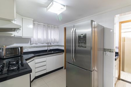 Apartamento à venda com 55m², 2 quartos e 1 vaga Apartamento à venda com 55m², 2 quartos e 1 vagaCozinha