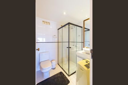 Apartamento à venda com 134m², 3 quartos e 1 vaga Apartamento à venda com 134m², 3 quartos e 1 vagaBanheiro - Social