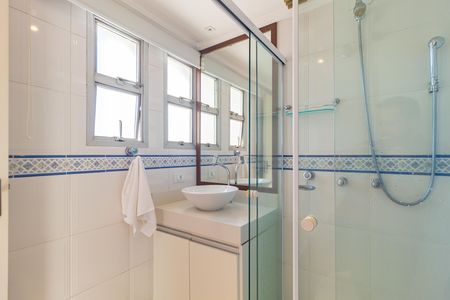 Apartamento à venda com 134m², 3 quartos e 1 vaga Apartamento à venda com 134m², 3 quartos e 1 vagaBanheiro - Suíte 2
