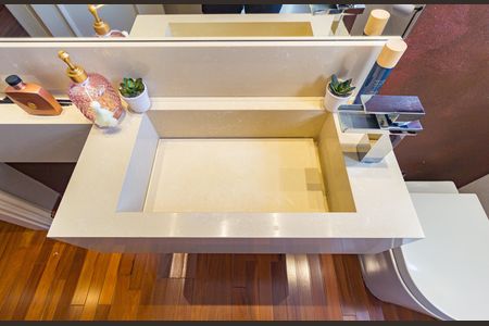 Apartamento à venda com 134m², 3 quartos e 1 vaga Apartamento à venda com 134m², 3 quartos e 1 vagaDetalhe - Lavabo