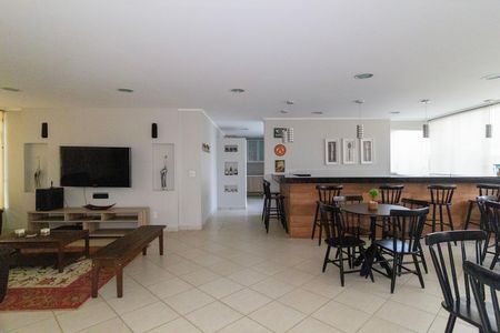 Apartamento à venda com 134m², 3 quartos e 1 vaga Apartamento à venda com 134m², 3 quartos e 1 vagaSalão de Festas