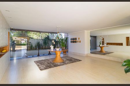 Apartamento à venda com 134m², 3 quartos e 1 vaga Apartamento à venda com 134m², 3 quartos e 1 vagaHall social