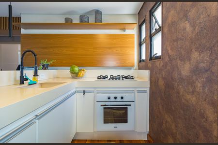 Apartamento à venda com 134m², 3 quartos e 1 vaga Apartamento à venda com 134m², 3 quartos e 1 vagaCozinha
