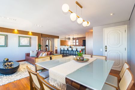 Apartamento à venda com 134m², 3 quartos e 1 vaga Apartamento à venda com 134m², 3 quartos e 1 vagaSala