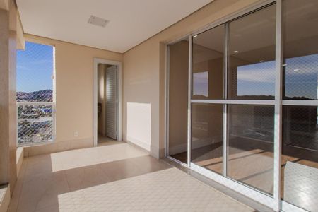 Apartamento para alugar com 117m², 3 quartos e 2 vagas Apartamento para alugar com 117m², 3 quartos e 2 vagasVaranda gourmet