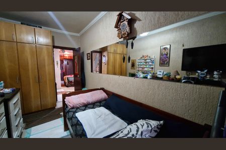 Casa à venda com 240m², 4 quartos e 2 vagasQuarto