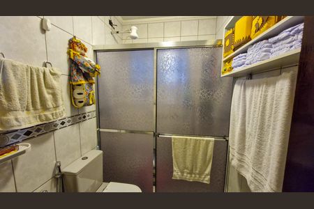 Casa à venda com 240m², 4 quartos e 2 vagasBanheiro