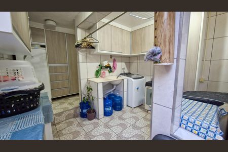 Casa à venda com 240m², 4 quartos e 2 vagasÁrea de Serviço