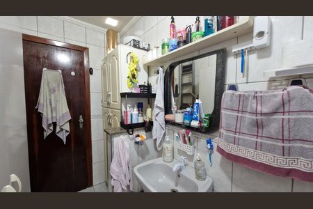 Casa à venda com 240m², 4 quartos e 2 vagasBanheiro