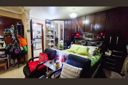 Casa à venda com 240m², 4 quartos e 2 vagasQuarto