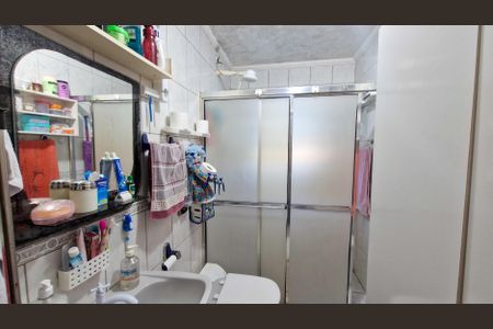 Casa à venda com 240m², 4 quartos e 2 vagasBanheiro