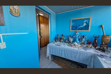 Casa à venda com 240m², 4 quartos e 2 vagasQuarto