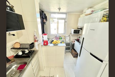 Apartamento para alugar com 49m², 2 quartos e 1 vaga Apartamento para alugar com 49m², 2 quartos e 1 vagaCozinha e Área de Serviço