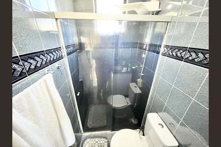 Apartamento para alugar com 49m², 2 quartos e 1 vaga Apartamento para alugar com 49m², 2 quartos e 1 vagaBanheiro