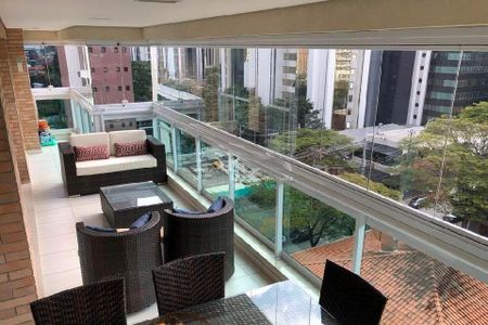 Apartamento à venda com 4 quartos, 240m² em Cidade Monções, São Paulo
