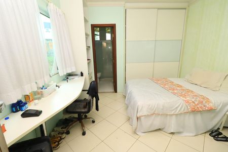Casa de condomínio para alugar com 200m², 3 quartos e 2 vagas Casa de condomínio para alugar com 200m², 3 quartos e 2 vagasQuarto 1