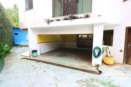 Casa de condomínio para alugar com 200m², 3 quartos e 2 vagas Casa de condomínio para alugar com 200m², 3 quartos e 2 vagasGaragem