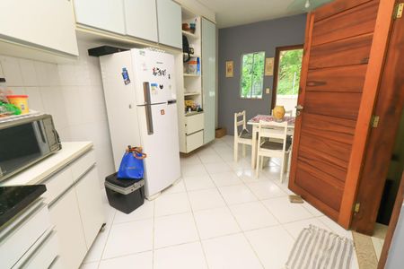 Casa de condomínio para alugar com 200m², 3 quartos e 2 vagas Casa de condomínio para alugar com 200m², 3 quartos e 2 vagasCozinha