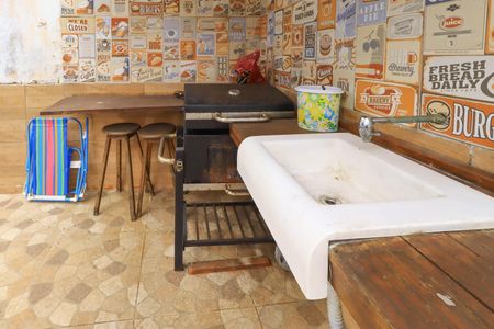 Casa de condomínio para alugar com 200m², 3 quartos e 2 vagas Casa de condomínio para alugar com 200m², 3 quartos e 2 vagasÁrea comum - Churrasqueira