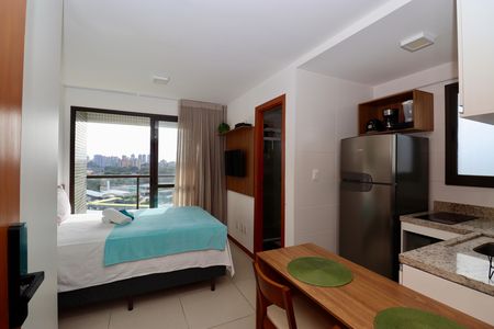 Studio  de kitnet/studio para alugar com 1 quarto, 22m² em Caminho das Árvores, Salvador