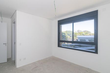 Apartamento à venda com 301m², 4 quartos e 4 vagas Apartamento à venda com 301m², 4 quartos e 4 vagasQuarto Suíte 2