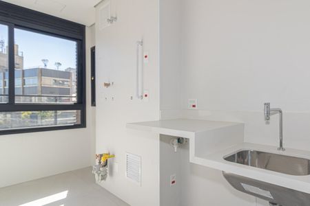 Apartamento à venda com 301m², 4 quartos e 4 vagas Apartamento à venda com 301m², 4 quartos e 4 vagasÁrea de Serviço