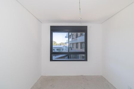 Apartamento à venda com 301m², 4 quartos e 4 vagas Apartamento à venda com 301m², 4 quartos e 4 vagasQuarto Suíte 2