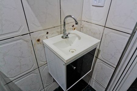 Casa para alugar com 160m², 3 quartos e 1 vaga Casa para alugar com 160m², 3 quartos e 1 vagaBanheiro