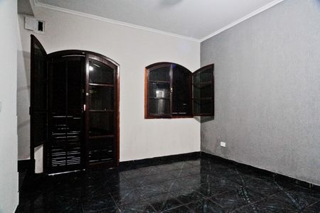 Casa para alugar com 160m², 3 quartos e 1 vaga Casa para alugar com 160m², 3 quartos e 1 vagaSala