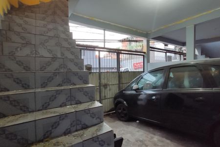 Garagem de casa à venda com 3 quartos, 160m² em Jardim Peri, São Paulo